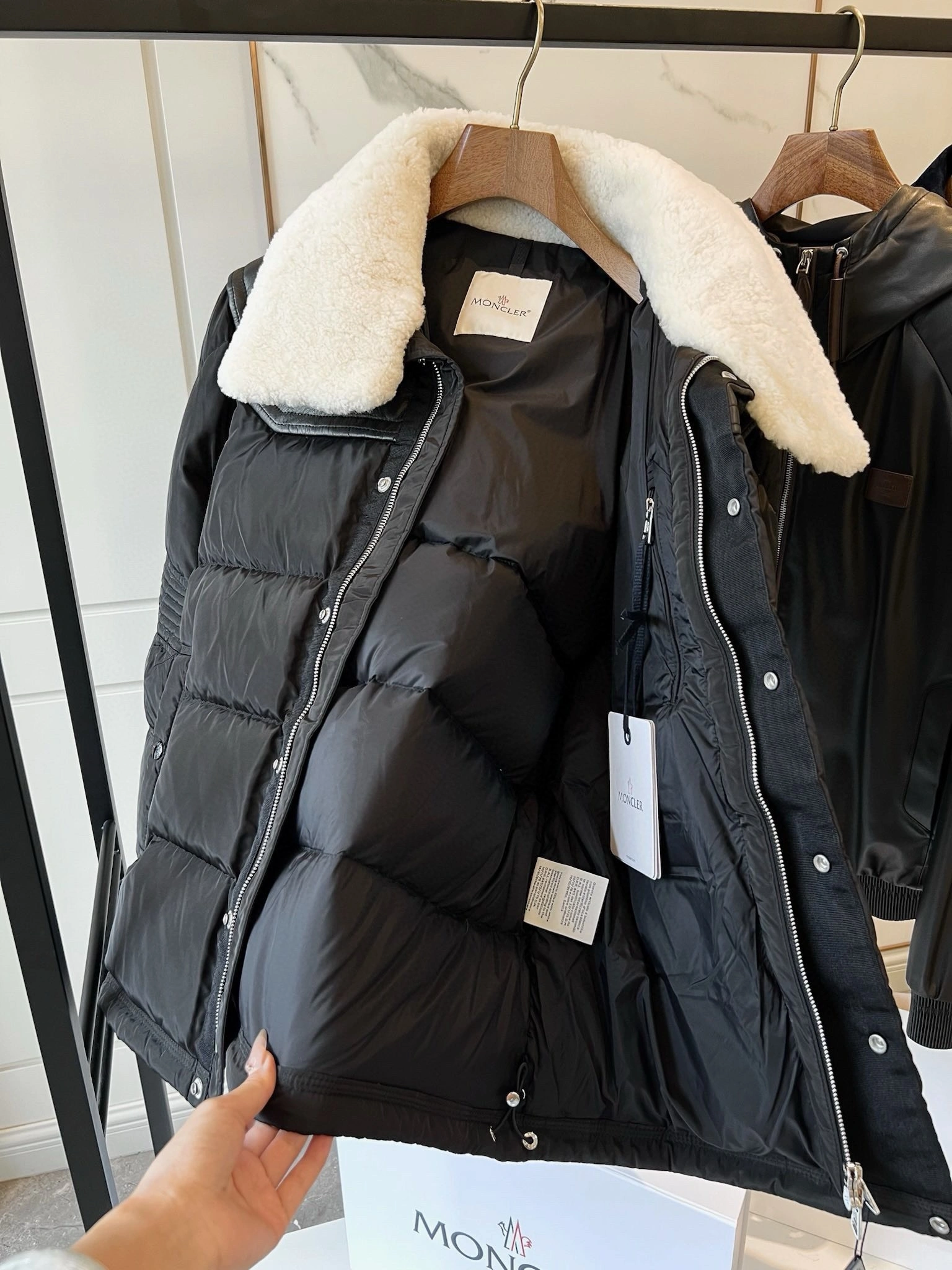 wg.luxury- 7o9385r Down Jacket oversized item:D-F409J5941